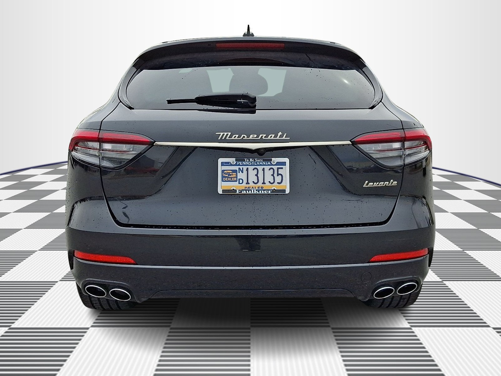 Used 2024 Maserati Levante GT Ultima AWD/4WD image 9