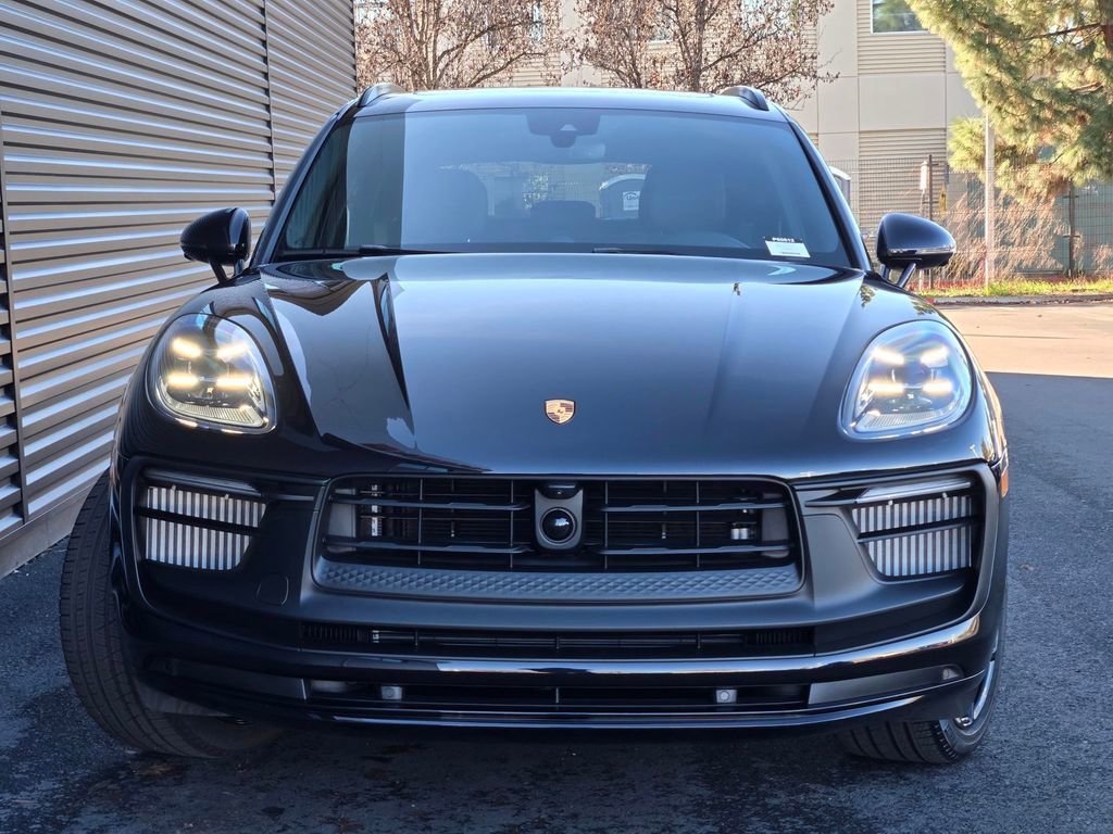 New 2026 Porsche Macan GTS AWD/4WD image 10