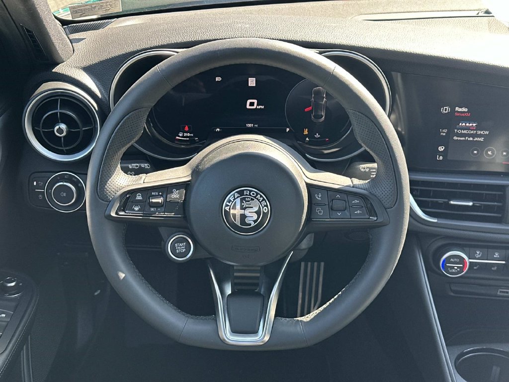 New 2026 Alfa Romeo Giulia AWD w/ Driving Assist Package image 23