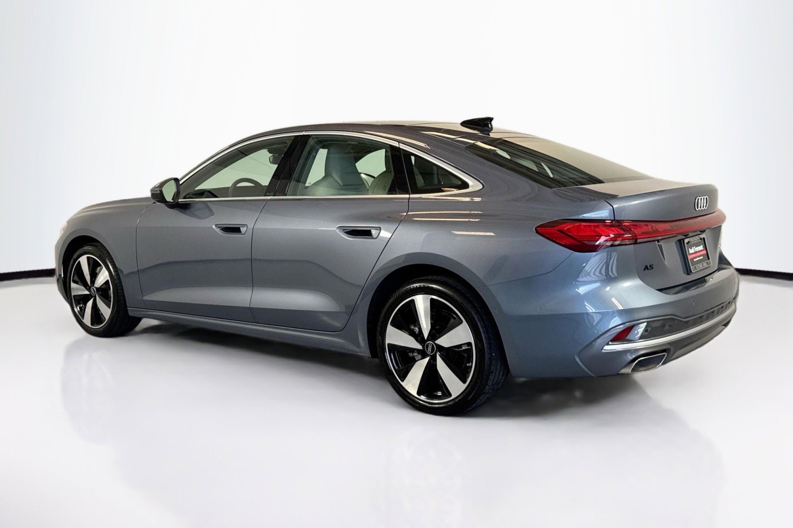 Used 2025 Audi A5 2.0T Prestige w/ 19" Wheel Package image 7