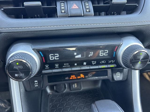 Used 2025 Toyota RAV4 XLE Premium image 17