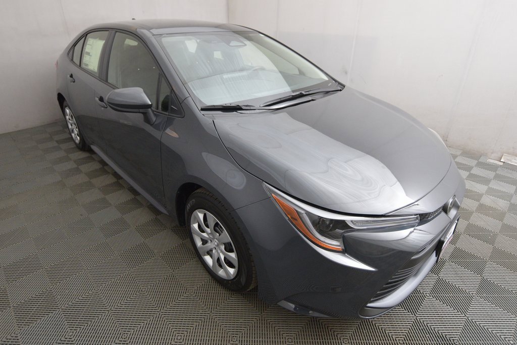 New 2026 Toyota Corolla LE image 3