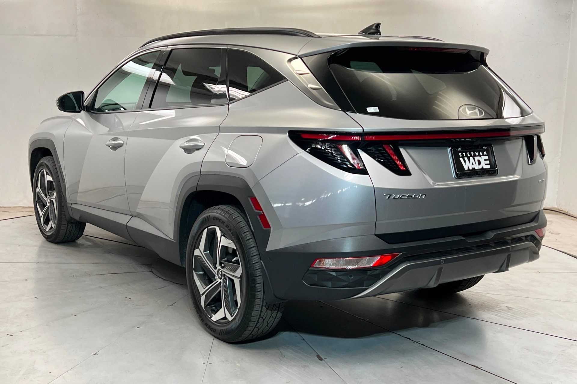 Used 2023 Hyundai Tucson Limited AWD/4WD image 3