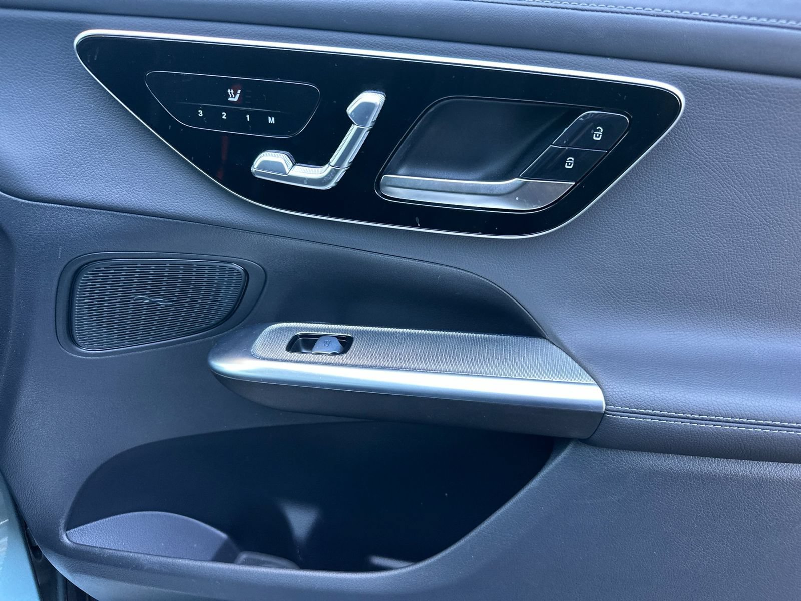 Certified 2025 Mercedes-Benz GLC 350e 4MATIC image 20