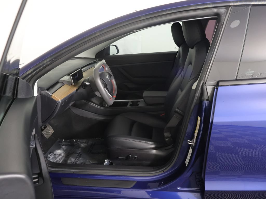 Used 2021 Tesla Model 3 Standard Range Plus RWD image 32