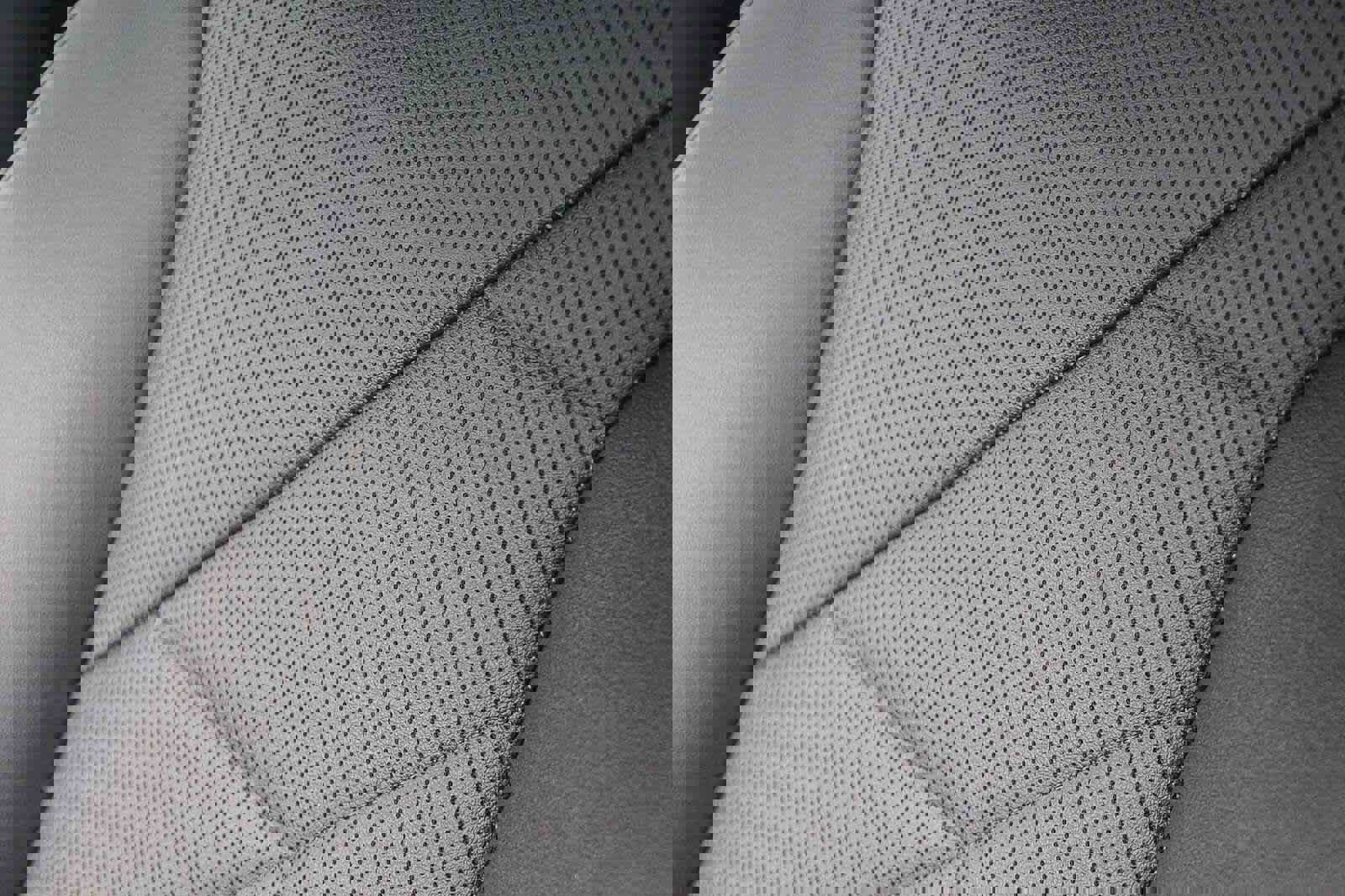 Used 2025 BMW iX xDrive50 image 24