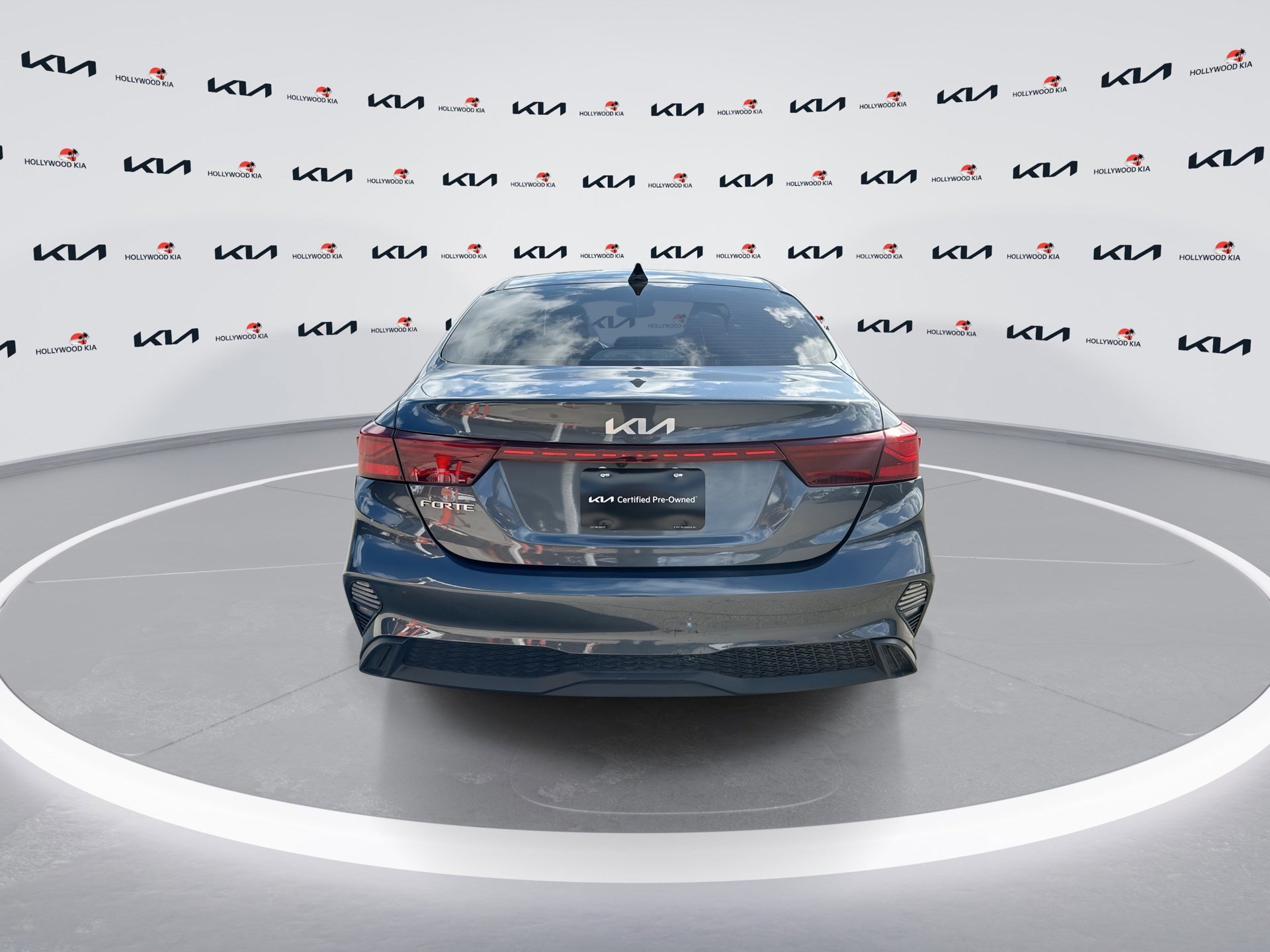 Used 2023 Kia Forte LXS w/ LXS Technology Package image 7