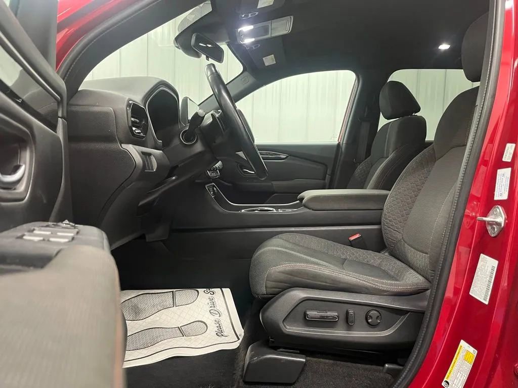 Used 2023 Honda Pilot Sport image 13