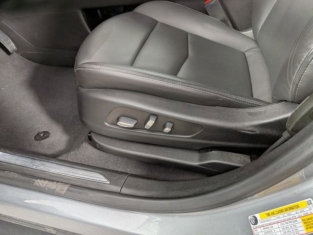 Certified 2023 Cadillac XT5 Premium Luxury image 18