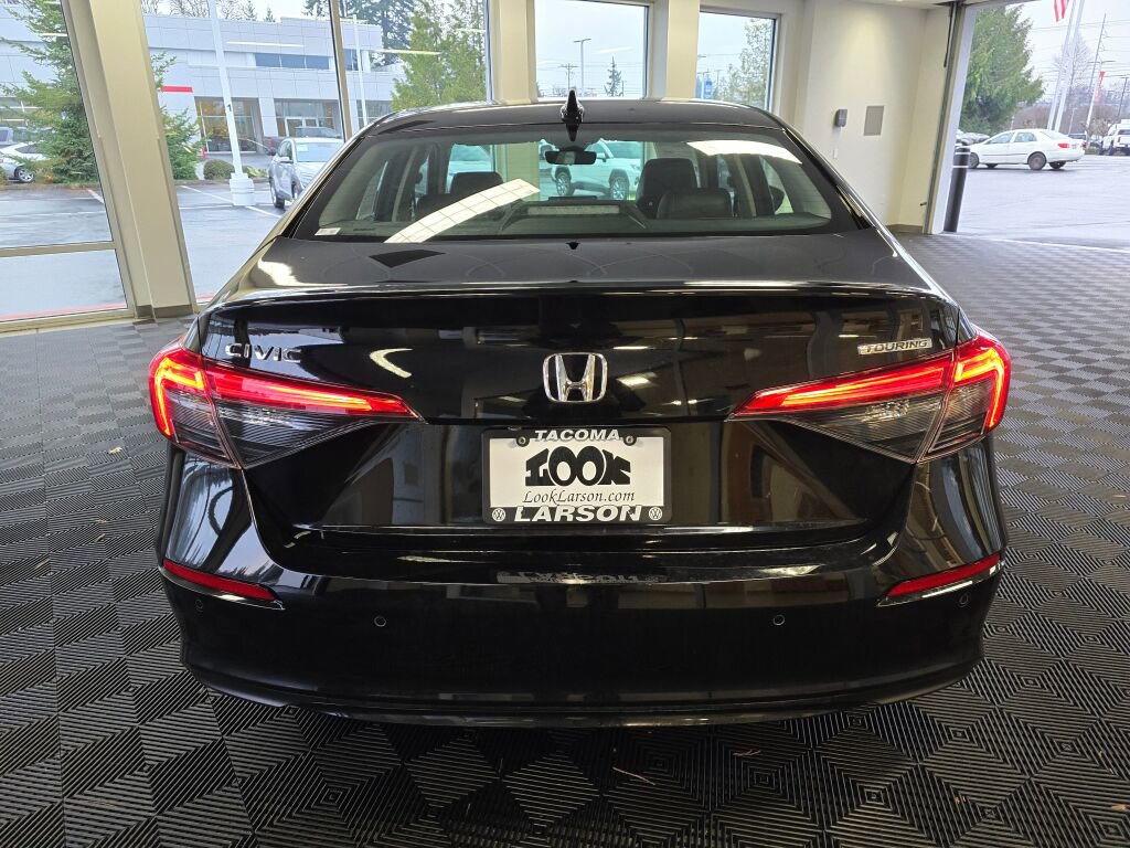 Used 2022 Honda Civic Touring image 5