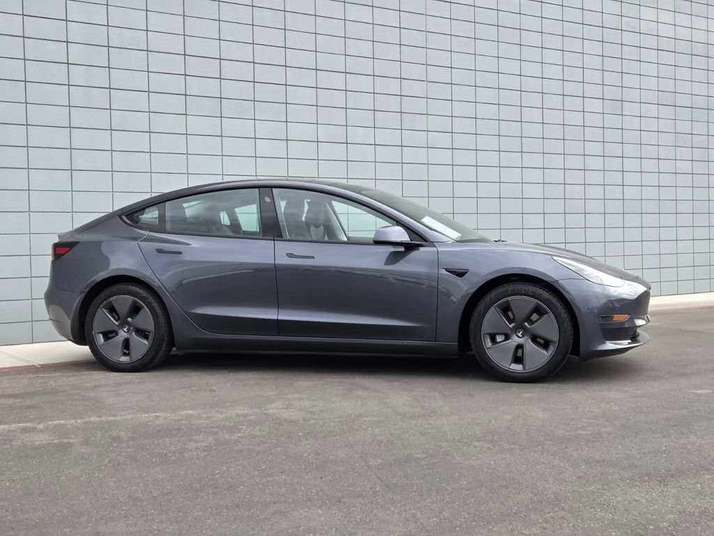 Used 2023 Tesla Model 3 Standard Range RWD image 7