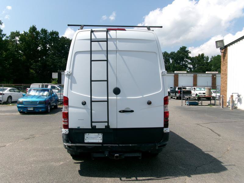 Used 2011 Mercedes-Benz Sprinter 2500 image 7