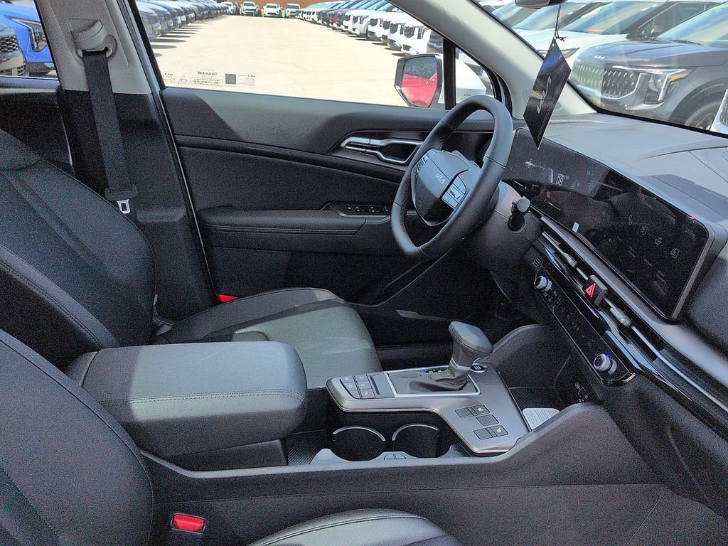 New 2026 Kia Sportage EX FWD image 7