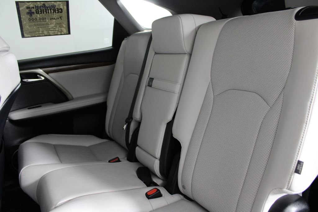 Used 2022 Lexus RX 350L Premium w/ Premium Package AWD/4WD image 19