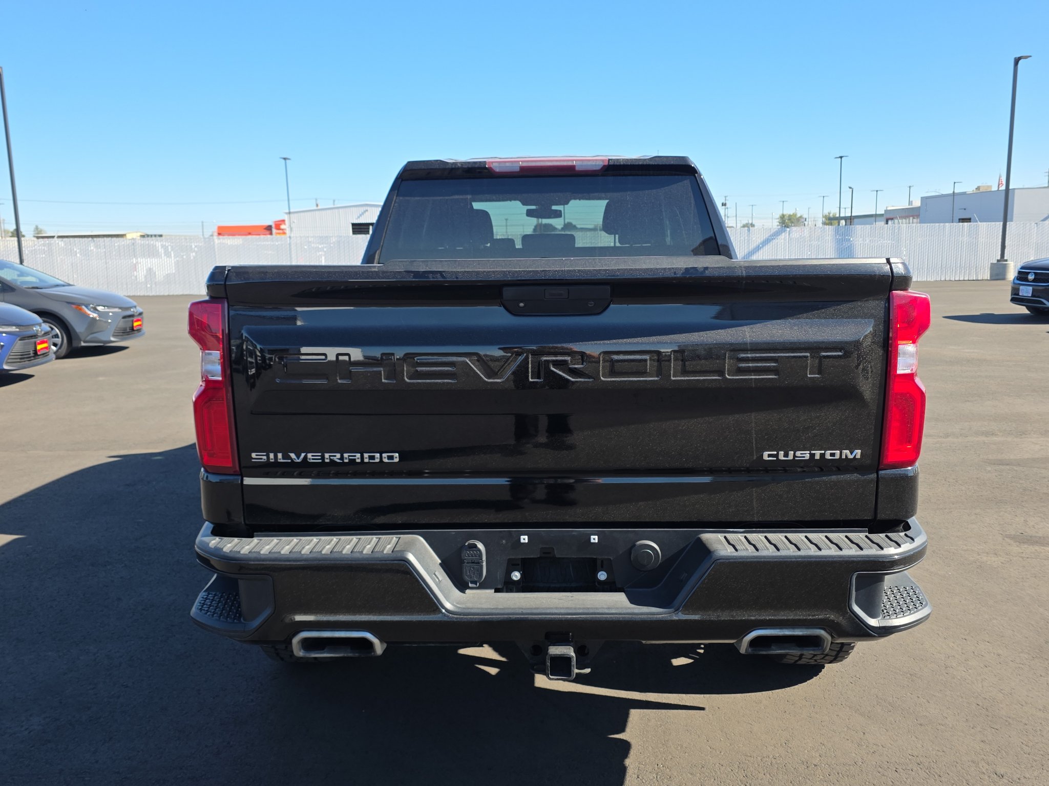 Used 2019 Chevrolet Silverado 1500 Custom Trail Boss w/ Custom Convenience Package AWD/4WD image 7