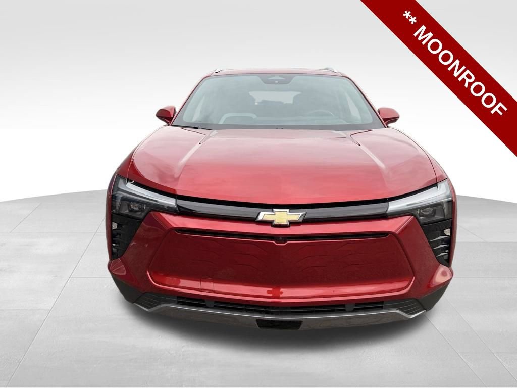 Used 2024 Chevrolet Blazer EV LT AWD/4WD image 9