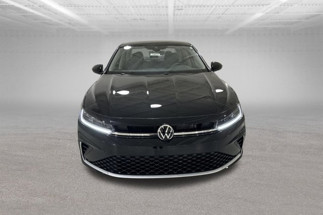 New 2026 Volkswagen Jetta SE image 2