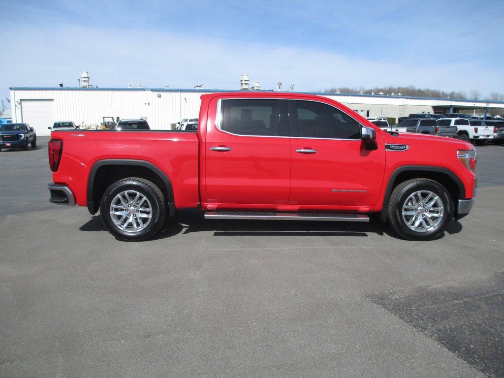 Used 2020 GMC Sierra 1500 SLT w/ SLT Premium Package image 3