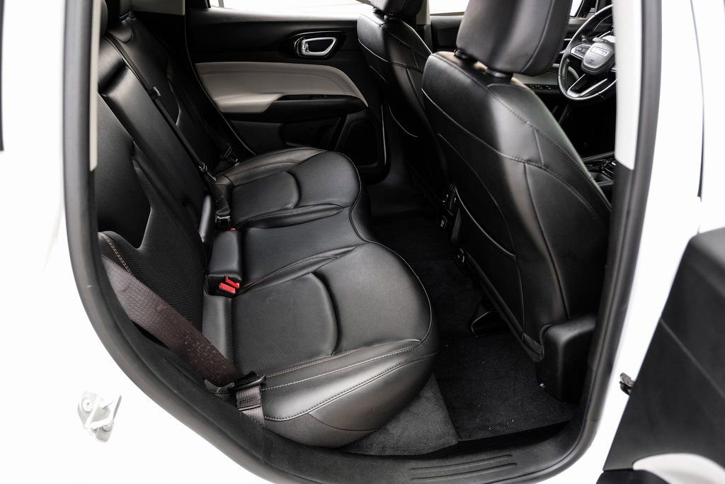 Used 2022 Jeep Compass Limited image 48