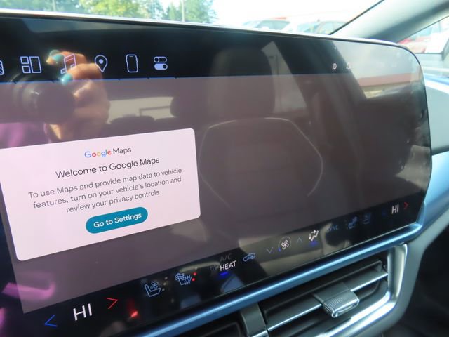 Used 2025 Chevrolet Equinox EV LT w/ Convenience Package II FWD image 26