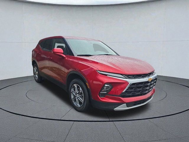 Used 2024 Chevrolet Blazer LT image 7