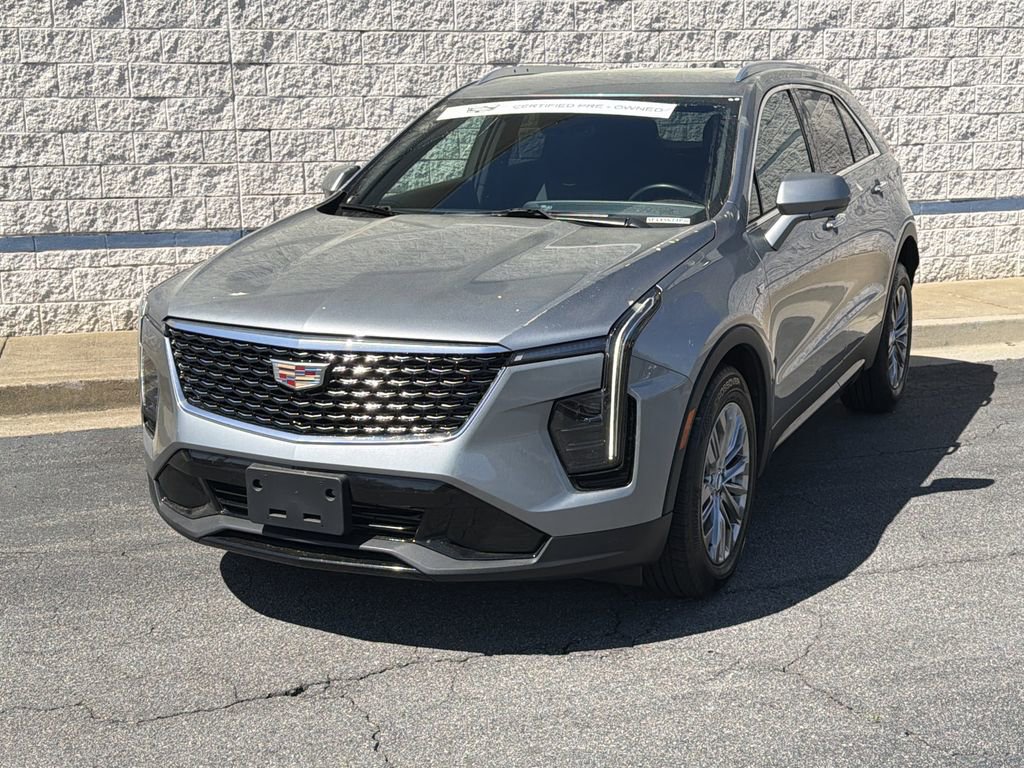 Certified 2025 Cadillac XT4 Premium Luxury image 5