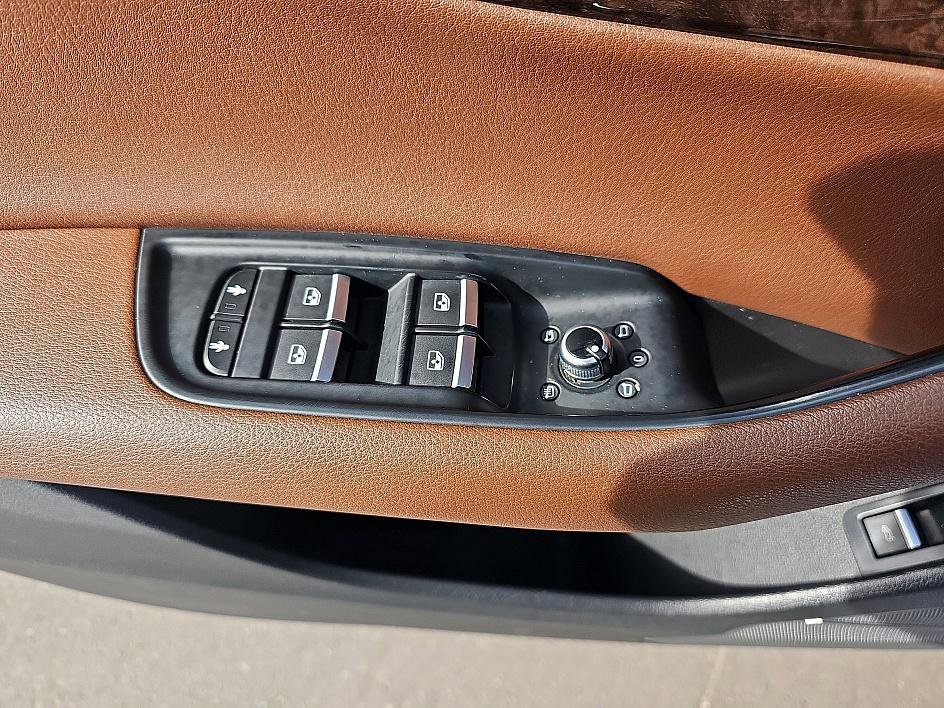 Used 2018 Audi Q7 3.0T Prestige image 13