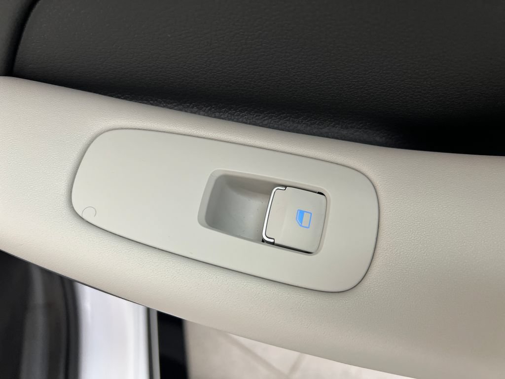 Used 2025 Hyundai Sonata SEL FWD image 23