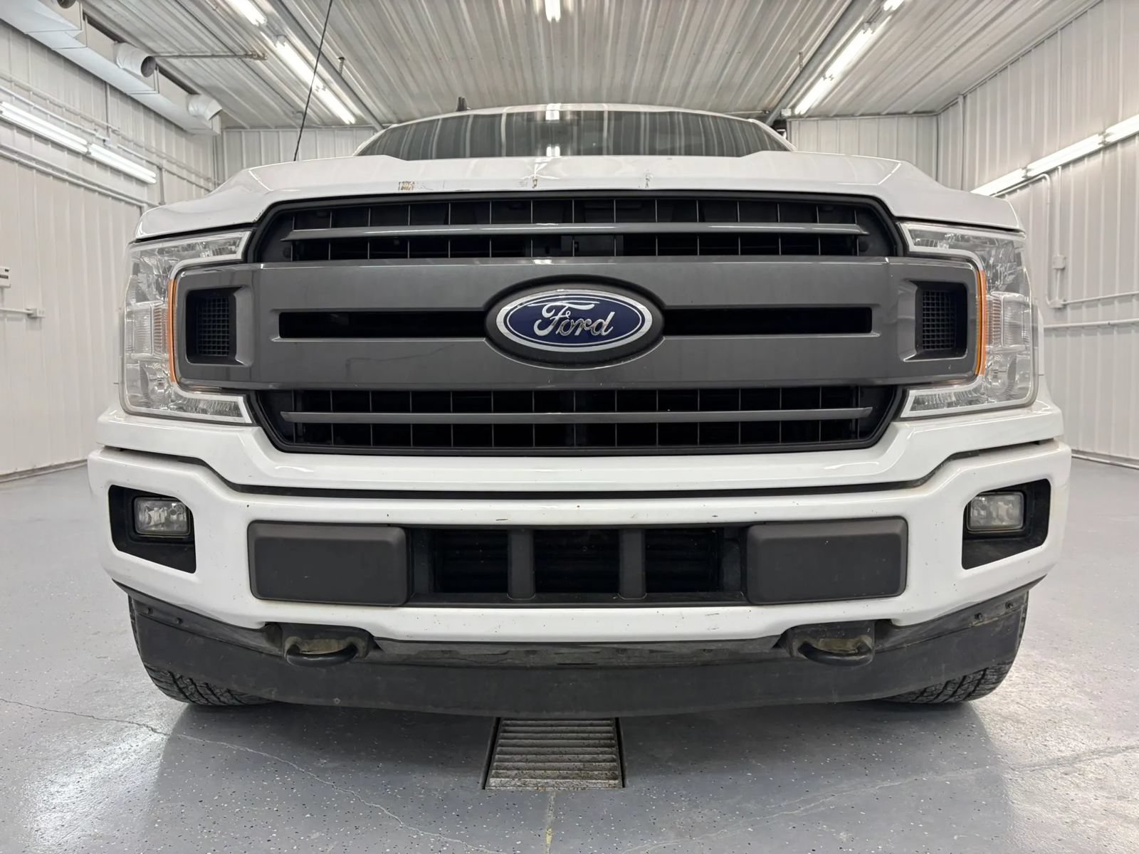 Used 2019 Ford F150 XLT w/ Equipment Group 302A Luxury AWD/4WD image 11
