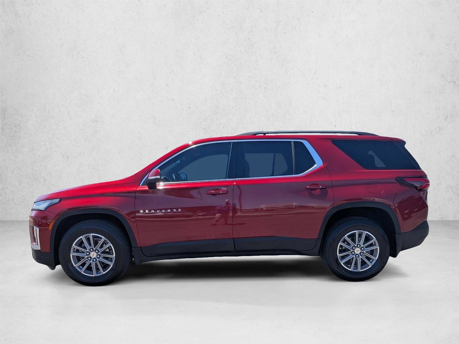 Used 2022 Chevrolet Traverse LT FWD image 9