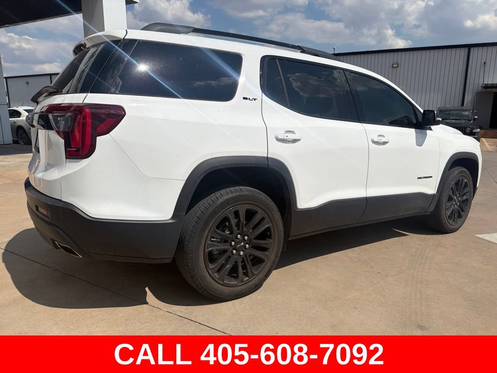 Used 2023 GMC Acadia SLT w/ Elevation Edition FWD image 3