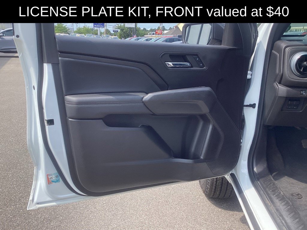 Used 2023 Chevrolet Colorado LT w/ LT Convenience Package AWD/4WD image 11
