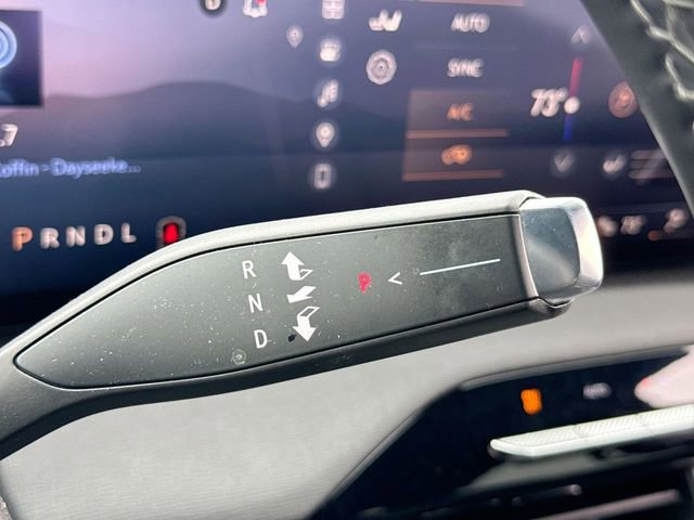 Used 2025 Buick Enclave Sport Touring image 20