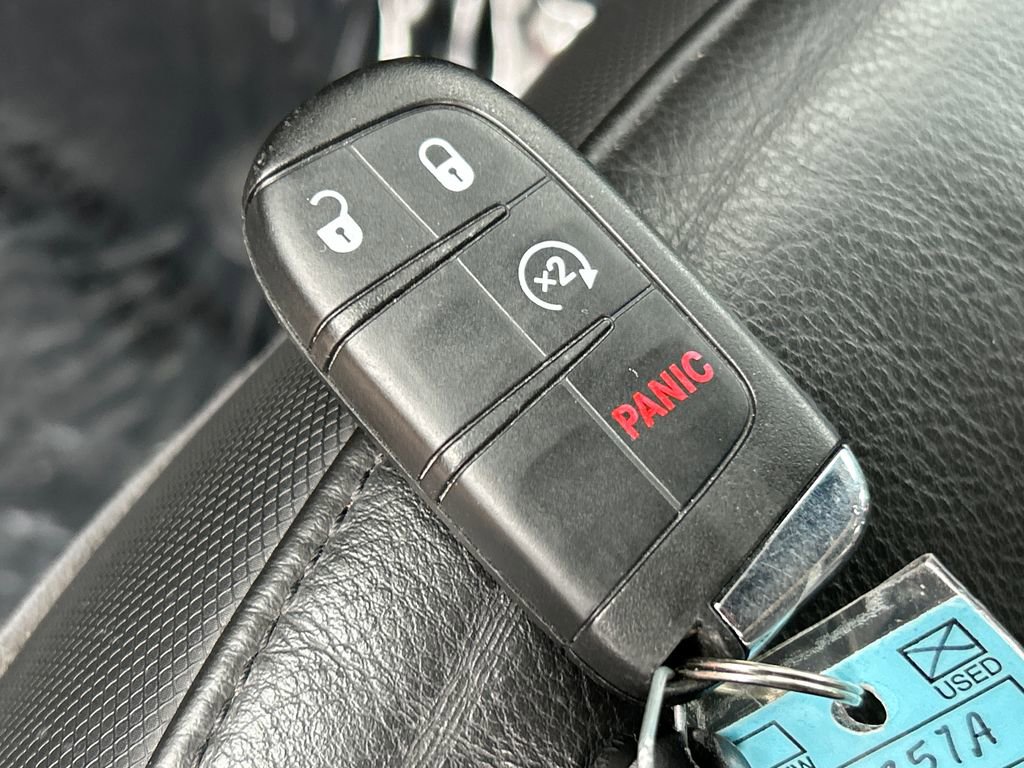 Used 2015 Jeep Renegade Trailhawk w/ Premium Leather Group image 33