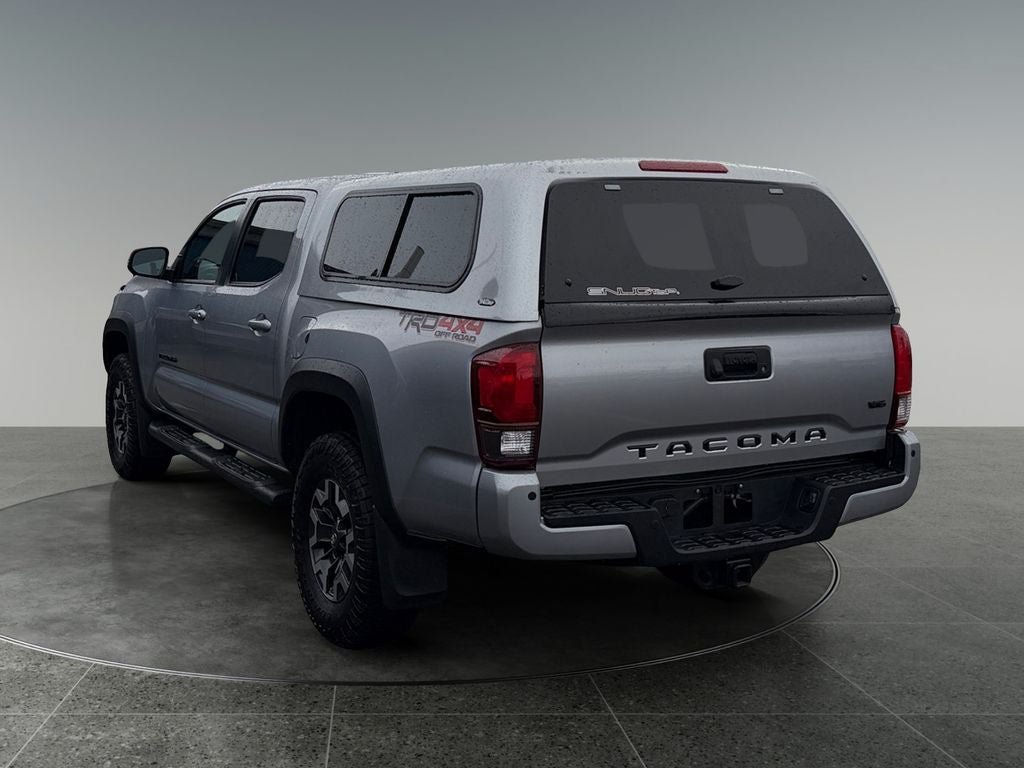 Used 2019 Toyota Tacoma TRD Off-Road AWD/4WD image 7