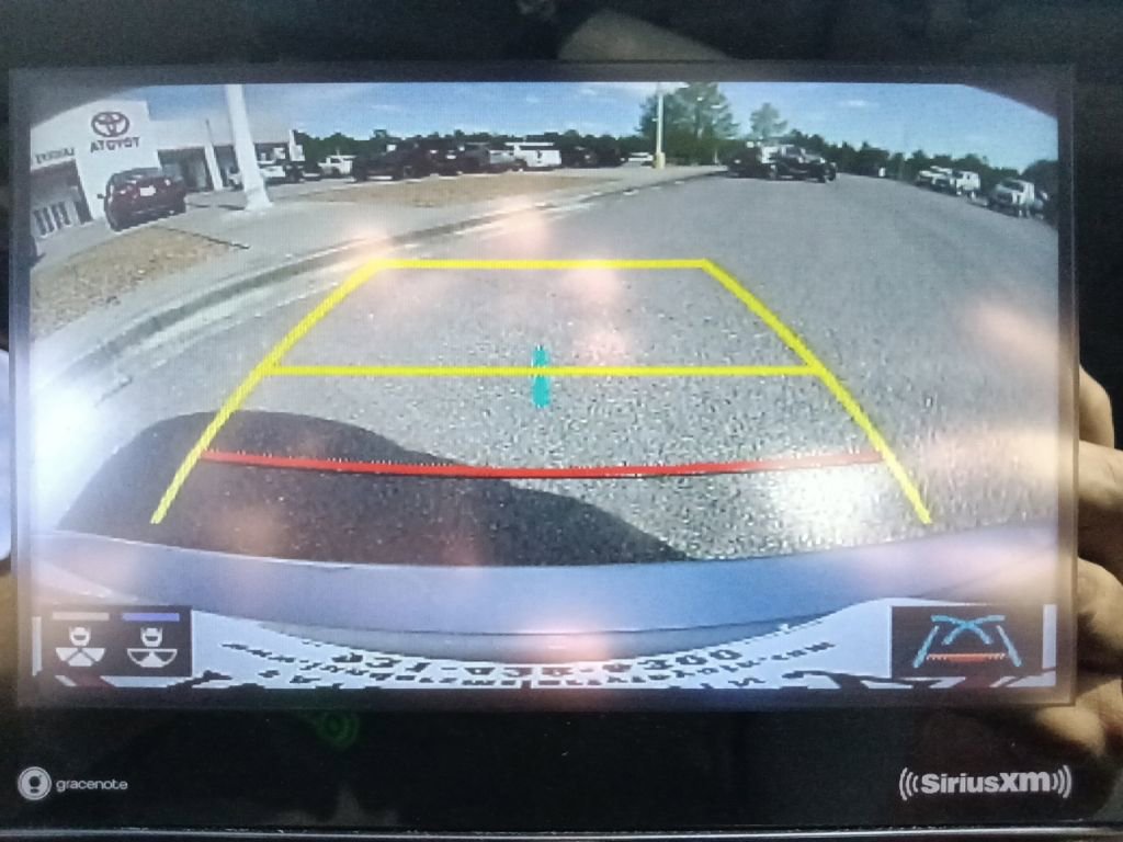 Used 2023 Toyota Camry SE FWD image 22
