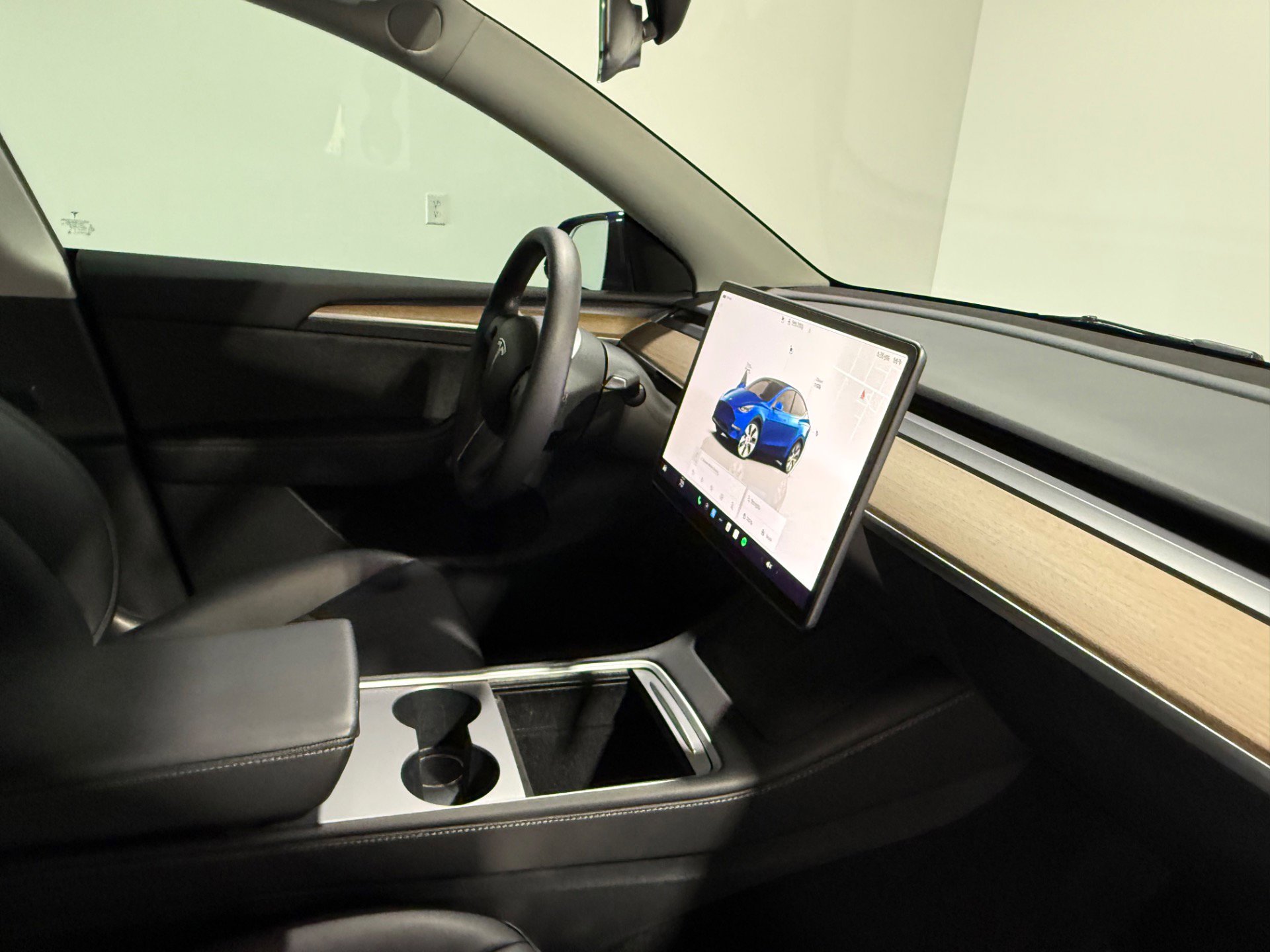 Used 2023 Tesla Model Y Long Range image 55