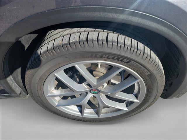 Used 2018 Alfa Romeo Stelvio AWD image 10