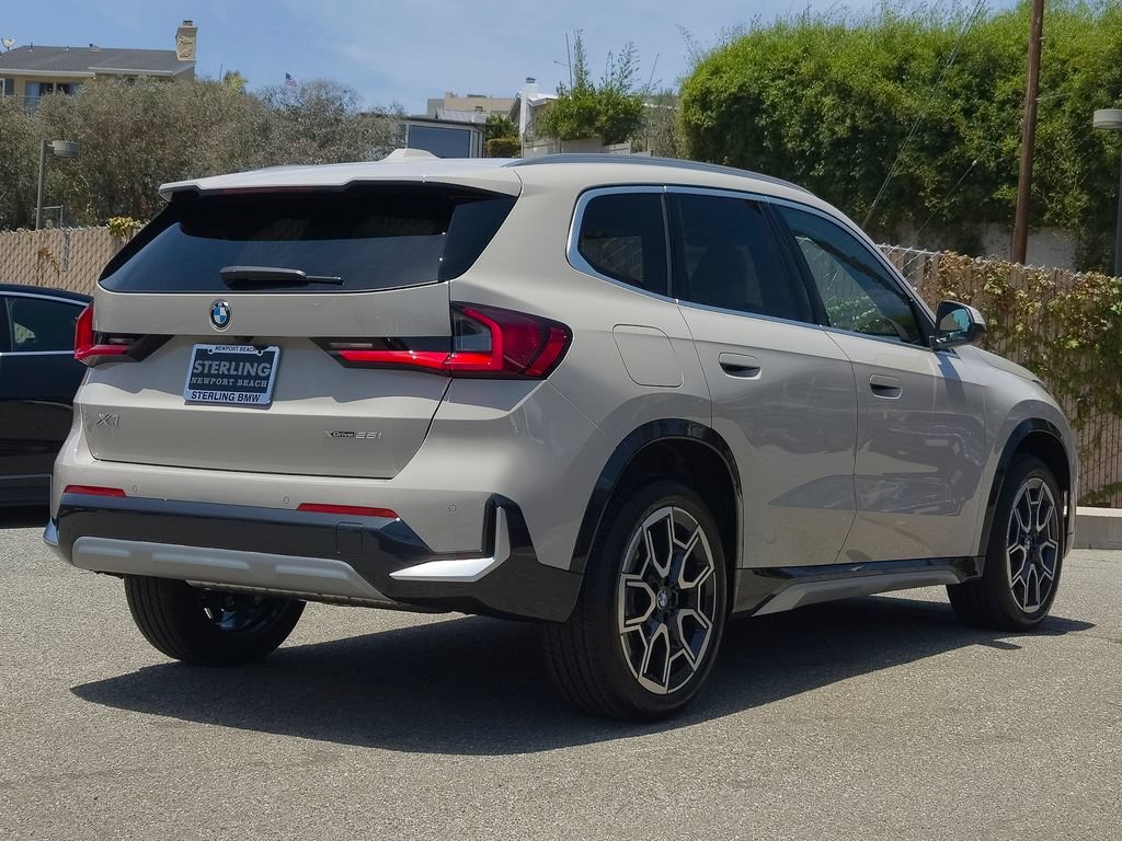 New 2026 BMW X1 xDrive28i w/ Technology Package AWD/4WD image 16