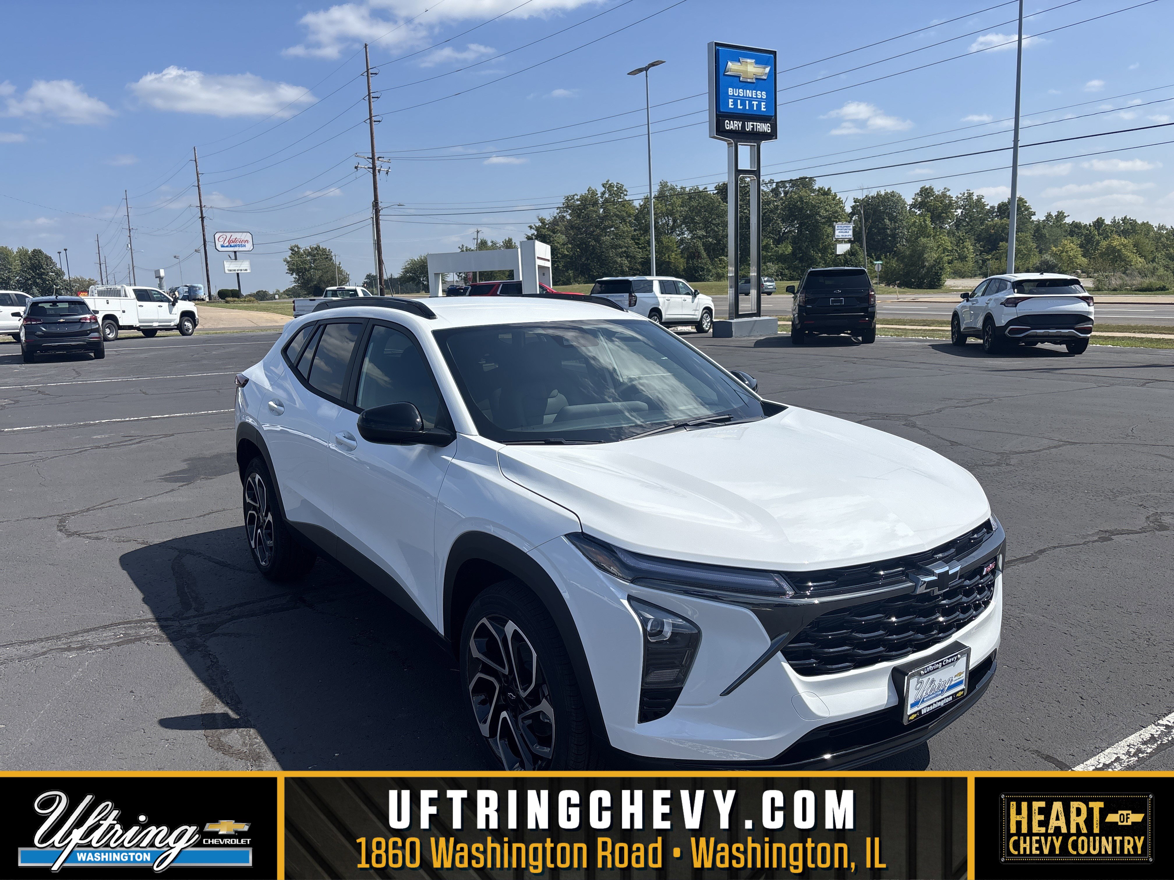 New 2025 Chevrolet Trax RS w/ Driver Confidence Package image 1