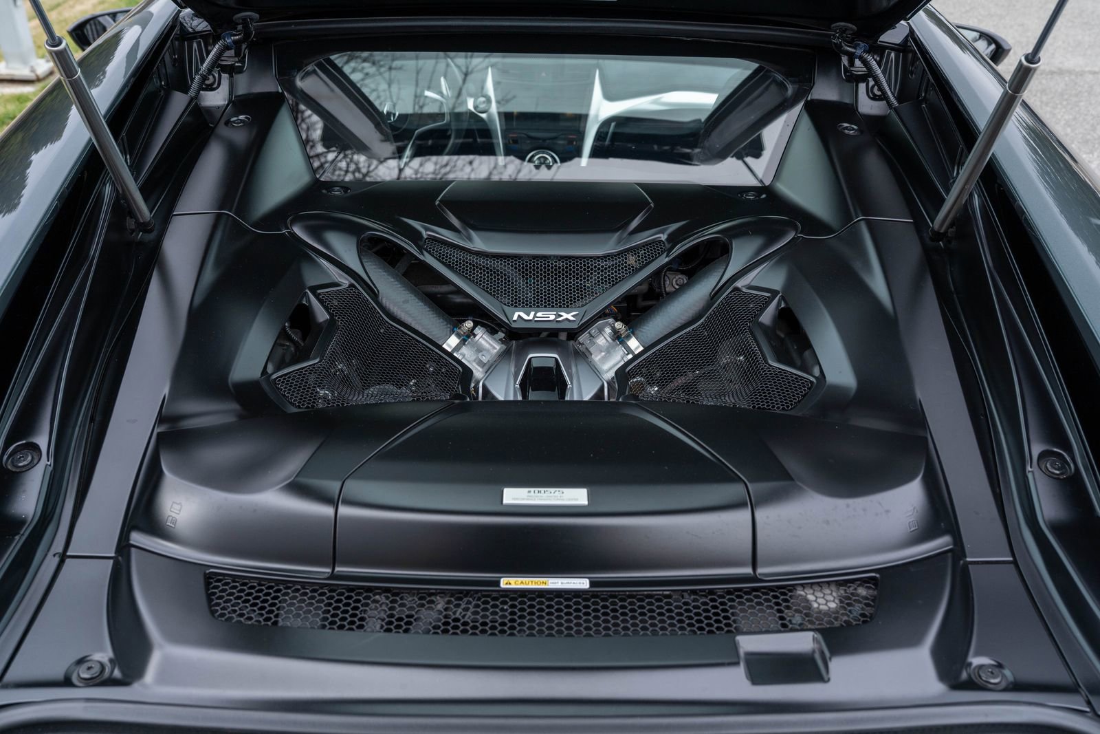 Used 2017 Acura NSX image 15