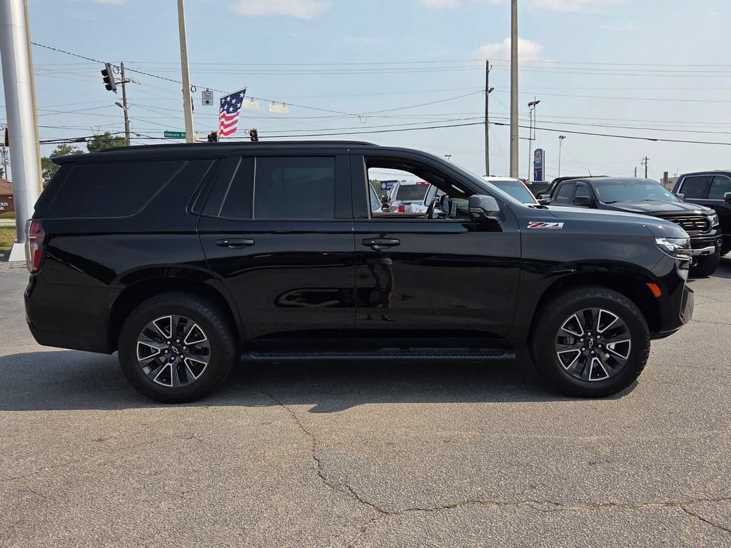 Used 2021 Chevrolet Tahoe Z71 w/ Luxury Package AWD/4WD image 11