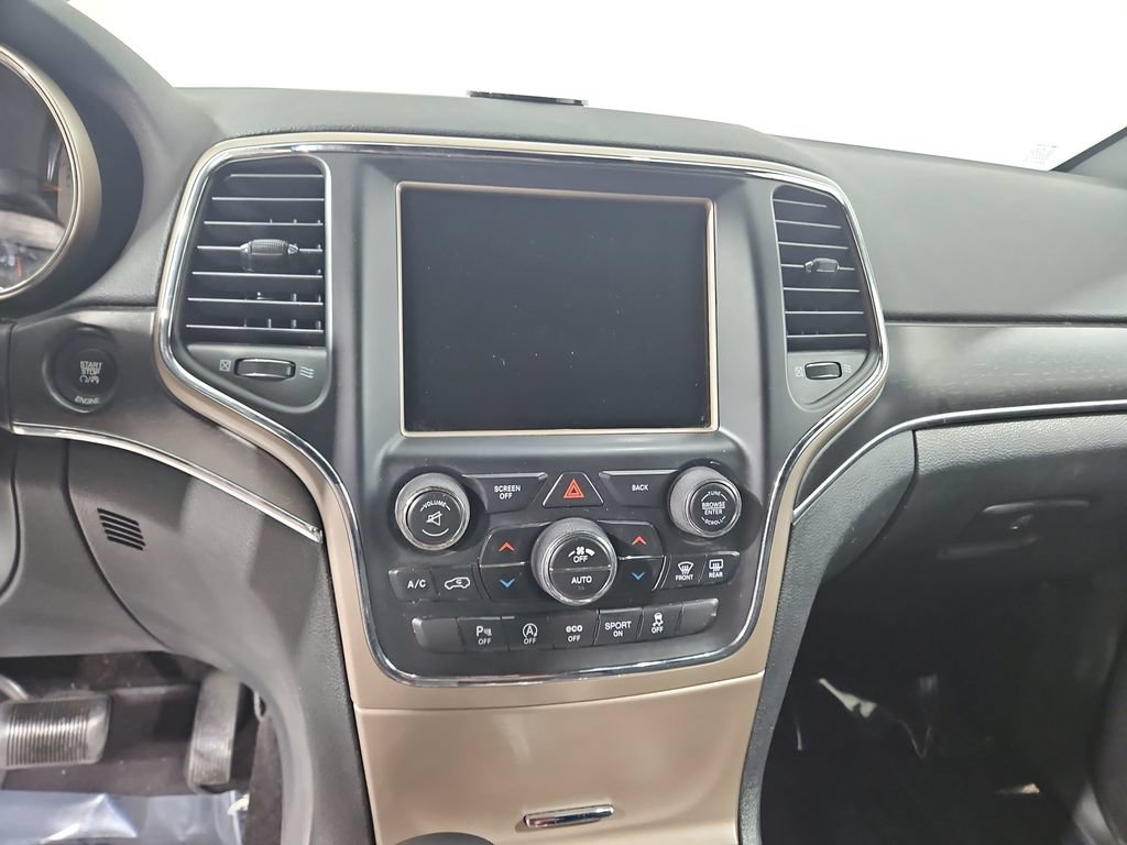 Used 2016 Jeep Grand Cherokee Limited AWD/4WD image 19