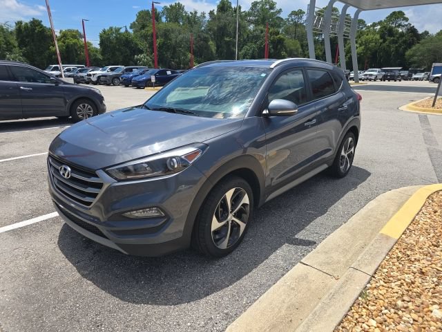 Used 2018 Hyundai Tucson Sport w/ Cargo Package FWD image 2