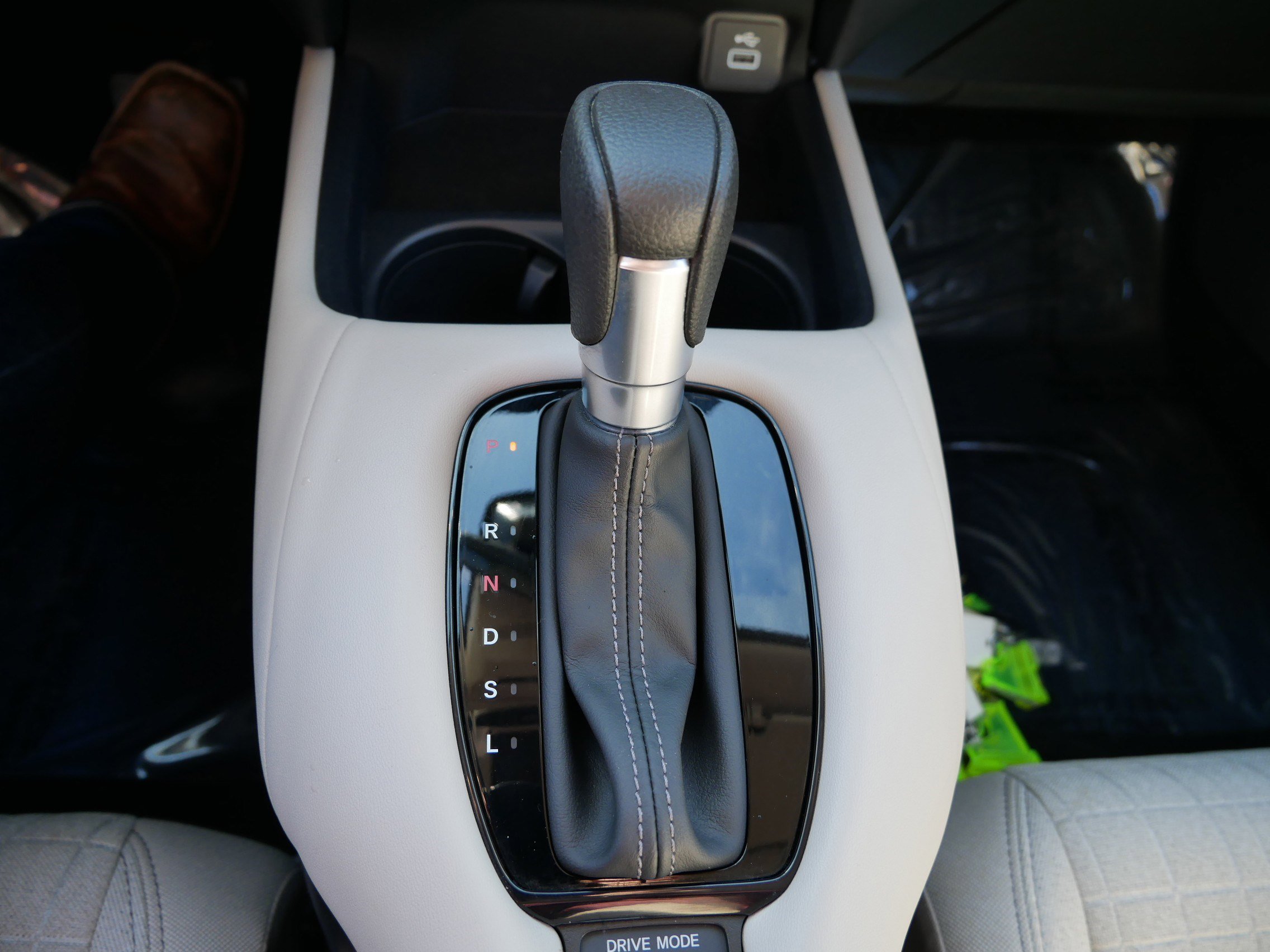 Certified 2024 Honda HR-V LX image 24