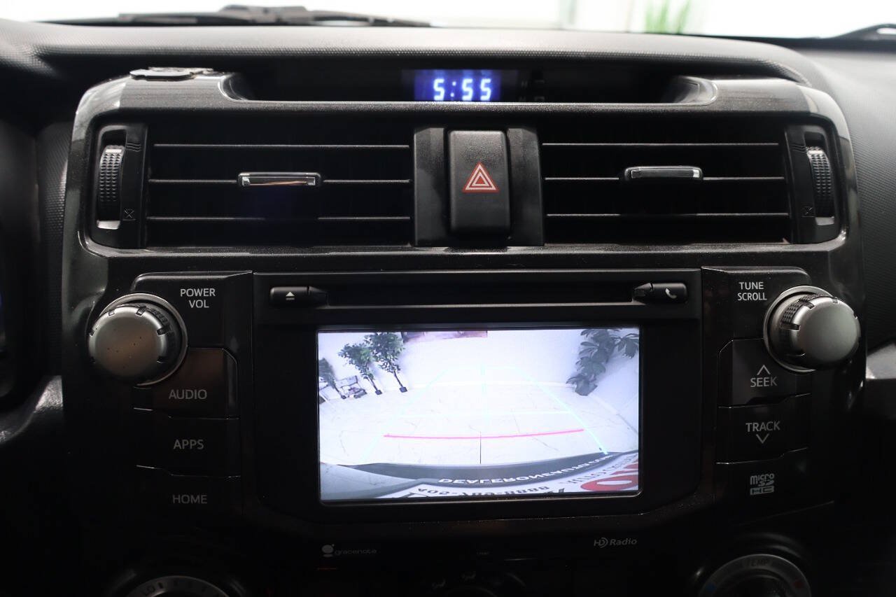 Used 2015 Toyota 4Runner Trail AWD/4WD image 19