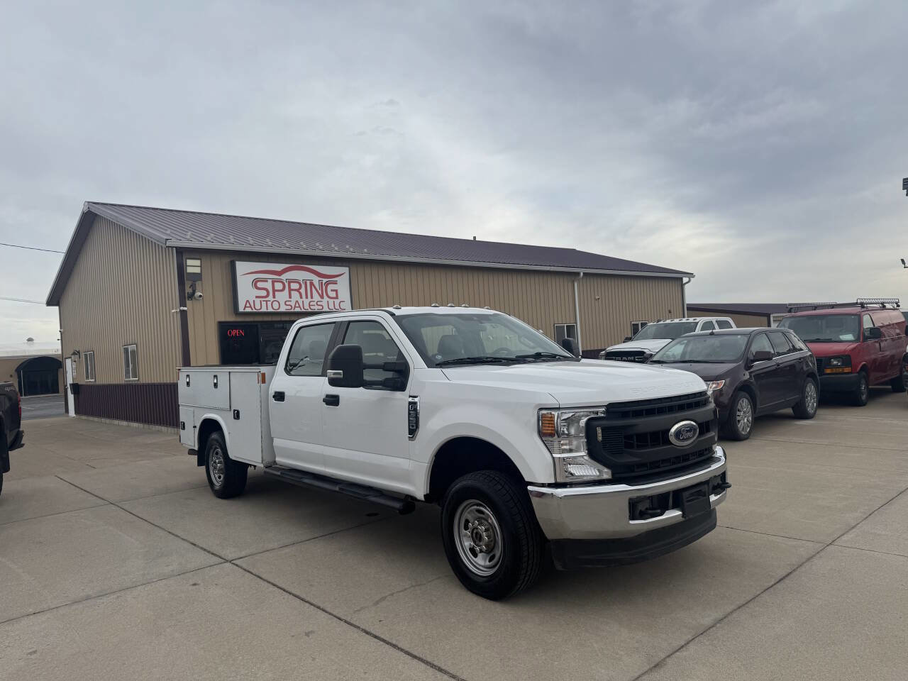 Used 2020 Ford F350 XL w/ Power Equipment Group image 2