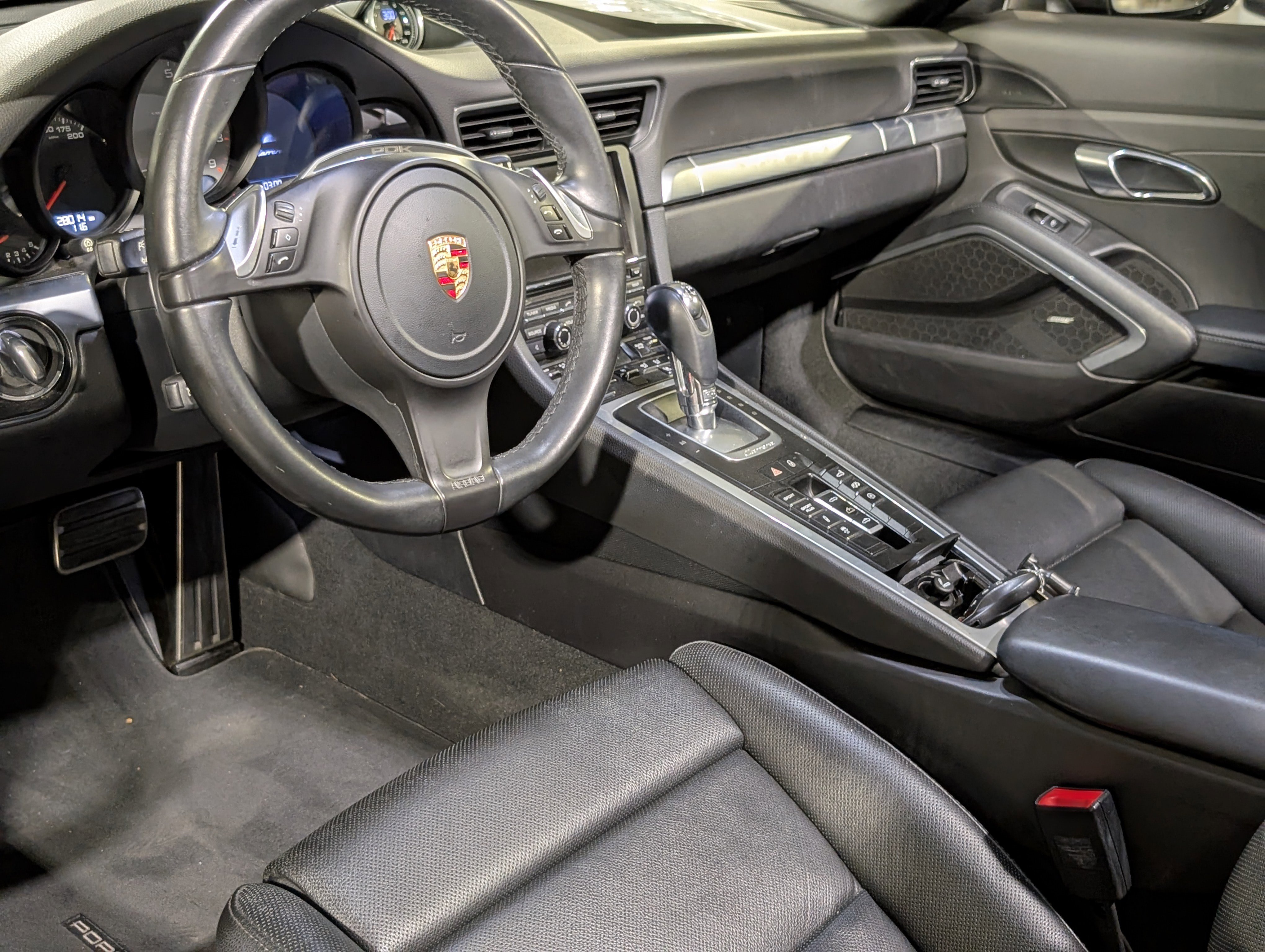 Certified 2015 Porsche 911 Carrera 4S AWD/4WD image 4