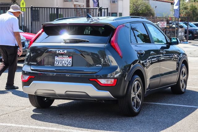 Certified 2025 Kia Niro EX FWD image 10