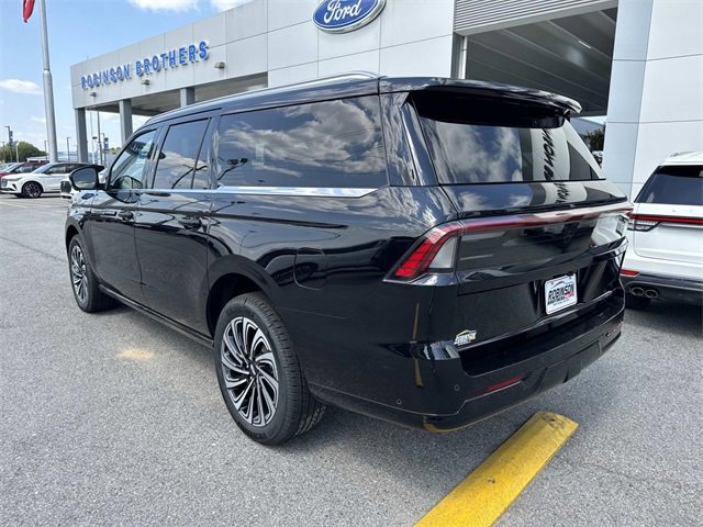 New 2025 Lincoln Navigator L Black Label image 5